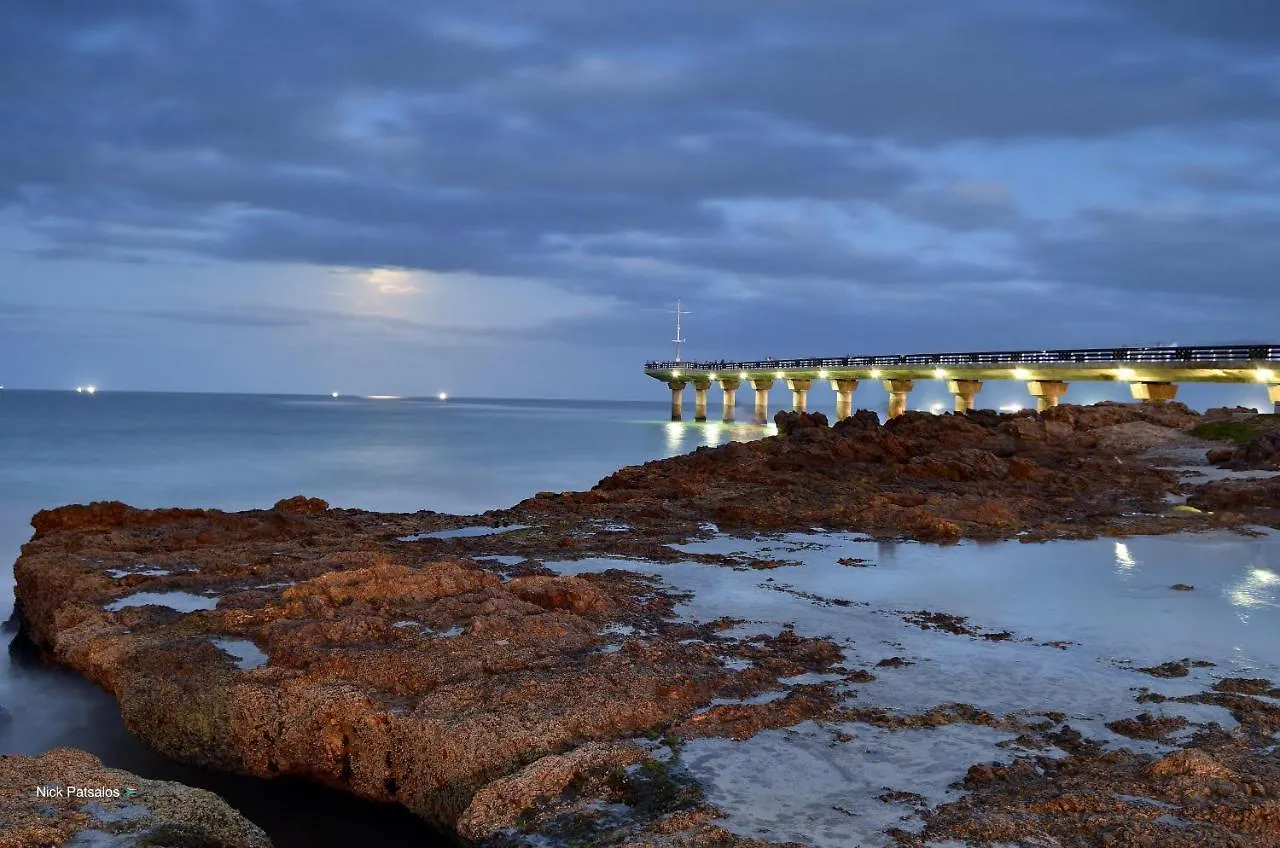 Modern 4 Bedroom Apartment On Beachfront Port Elizabeth