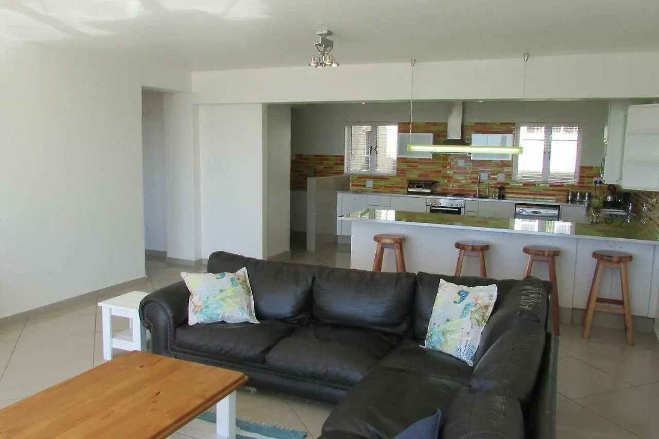Modern 4 Bedroom Apartment On Beachfront Port Elizabeth South Africa
